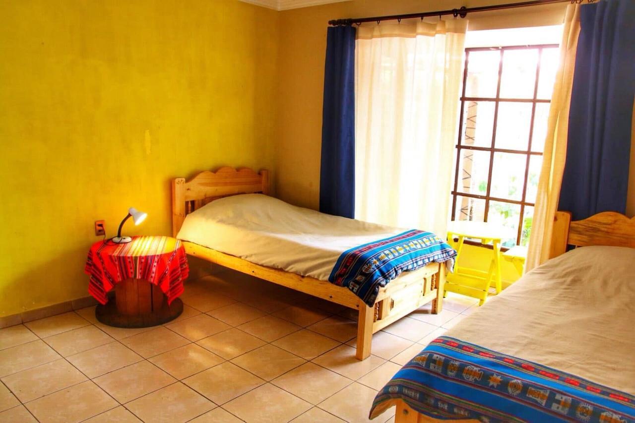 Jaguar House Hostel Cochabamba Buitenkant foto